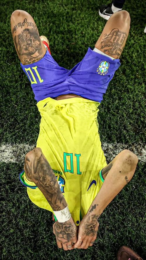 萨利巴：海因策帮了我们很多，他与我们的交流非常多