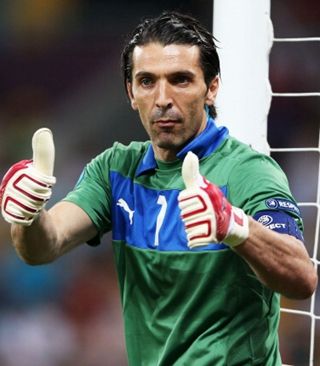 阿森纳1-2遭绝杀+利物浦3-3被绝平，曼城3-0，英超最新积分榜出炉