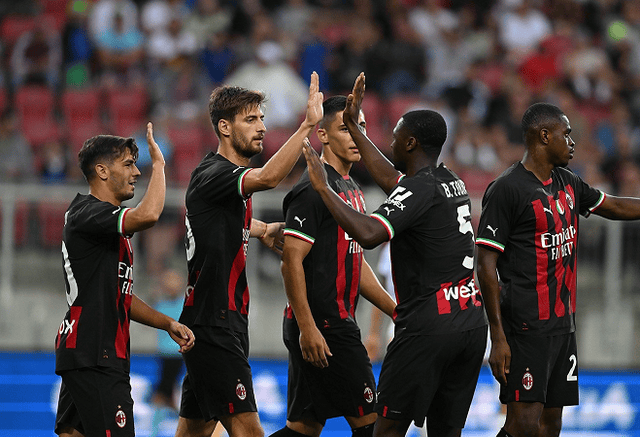 U22国足门将栾毅：少一人作战大家仍团结在一起，平局不容易