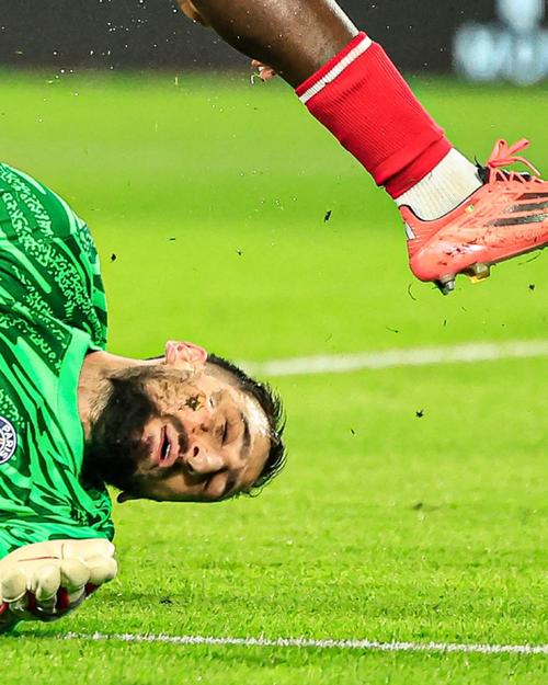 克劳福德拒付30万美元制裁费，失去WBC冠军引发拳迷热议